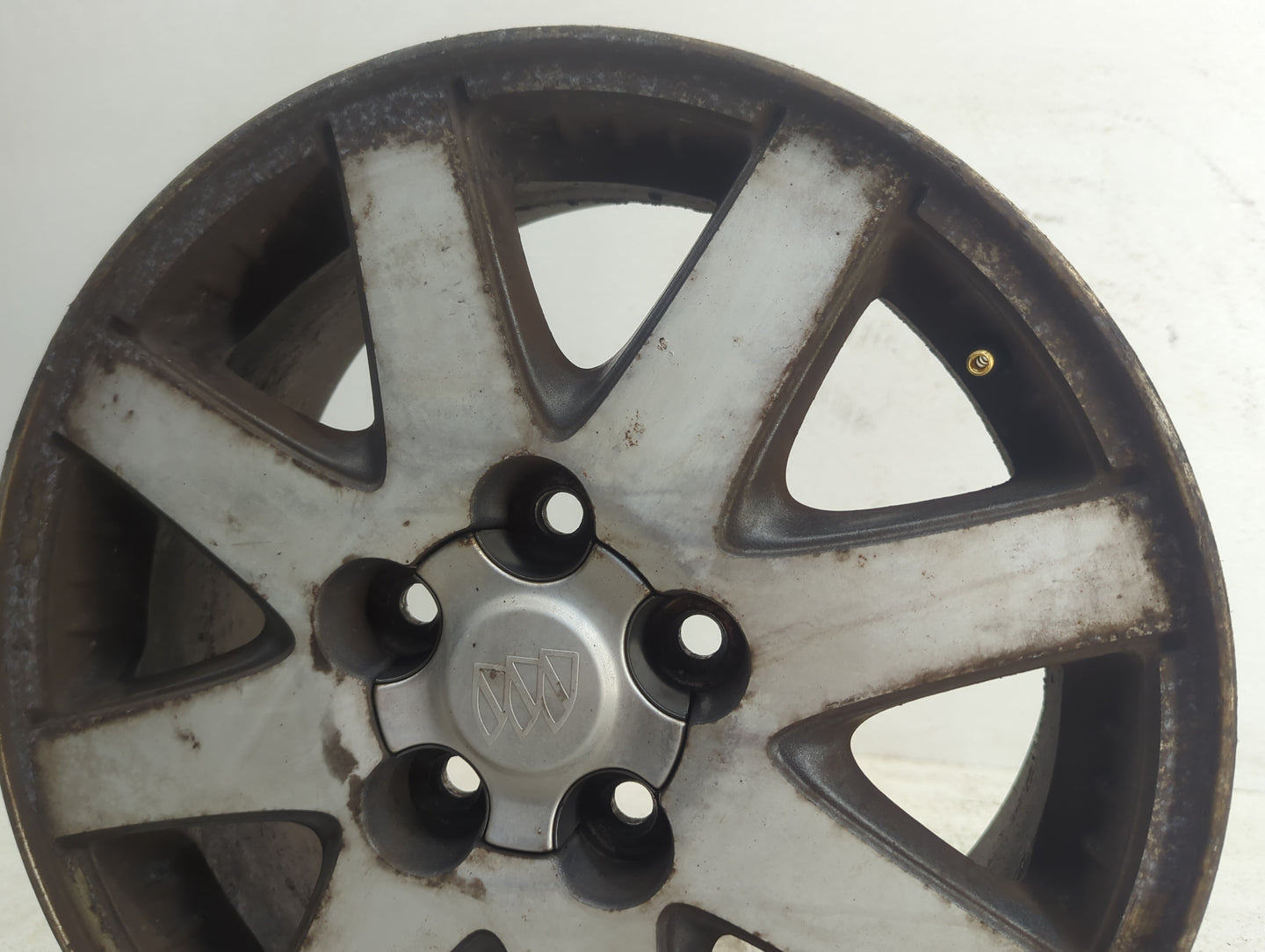 2002-2004 Buick Rendezvous Oem Wheel Rim 1126444 - Oemusedautoparts1.com