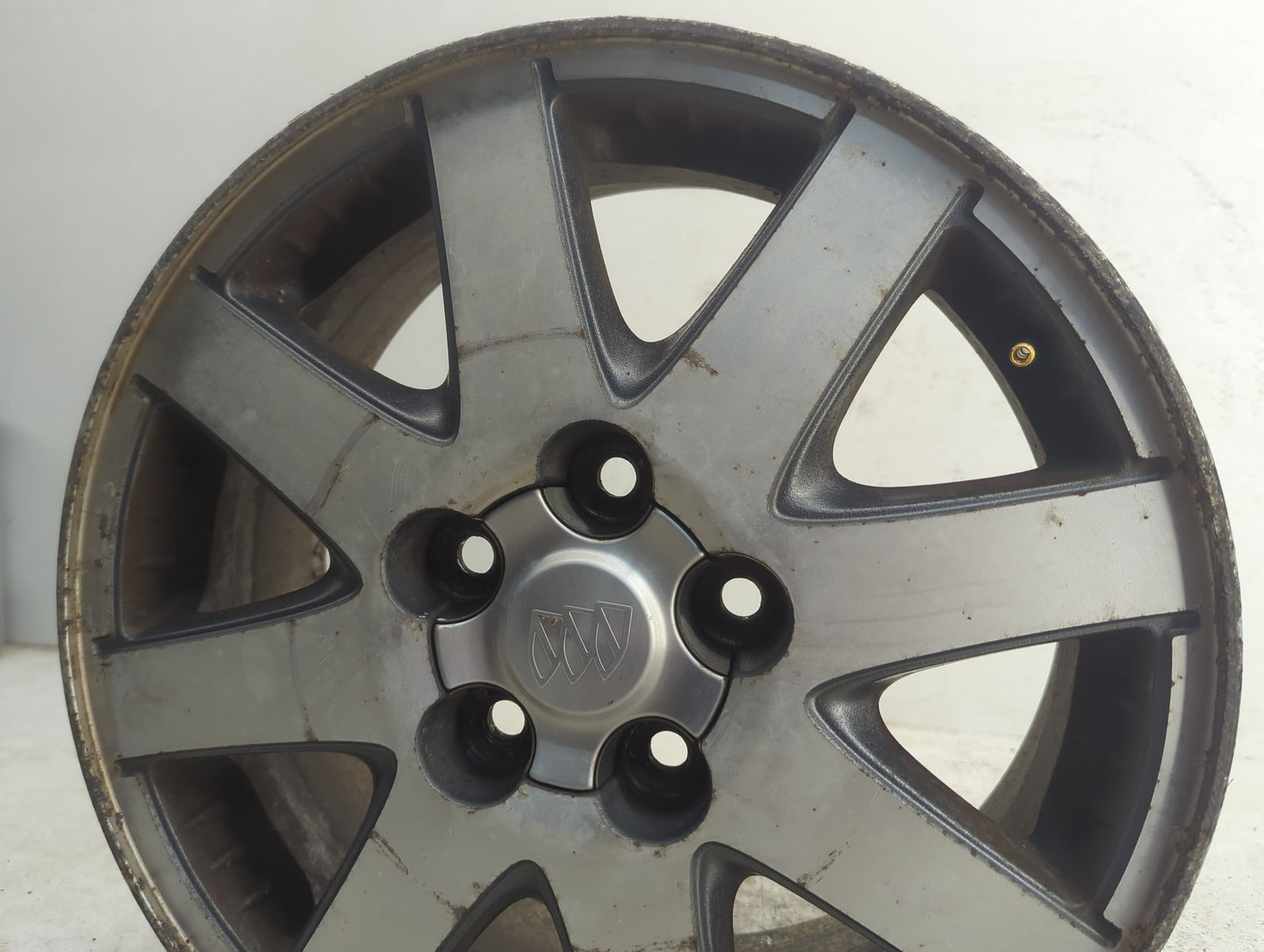 2002-2004 Buick Rendezvous Oem Wheel Rim 1126447 - Oemusedautoparts1.com