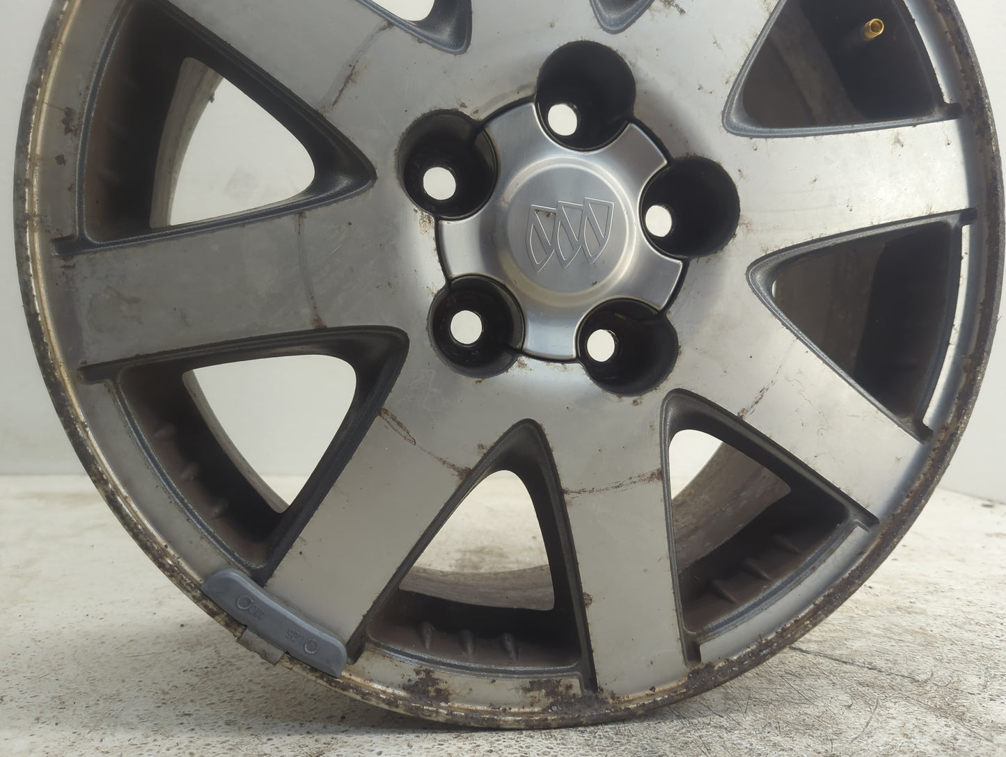 2002-2004 Buick Rendezvous Oem Wheel Rim 1126447 - Oemusedautoparts1.com