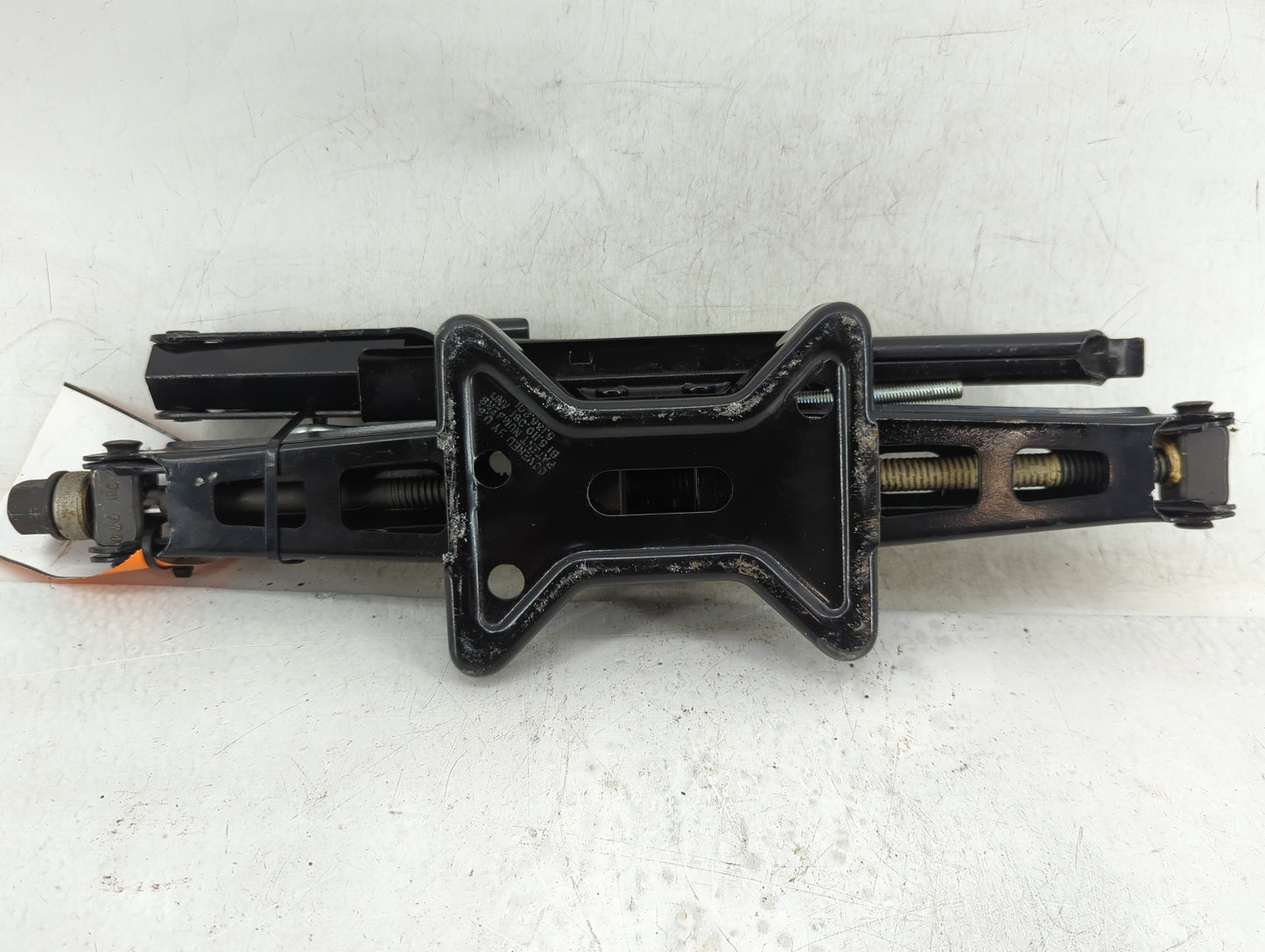 2004 Buick Rendezvous Spare Scissor Car Jack - Oemusedautoparts1.com
