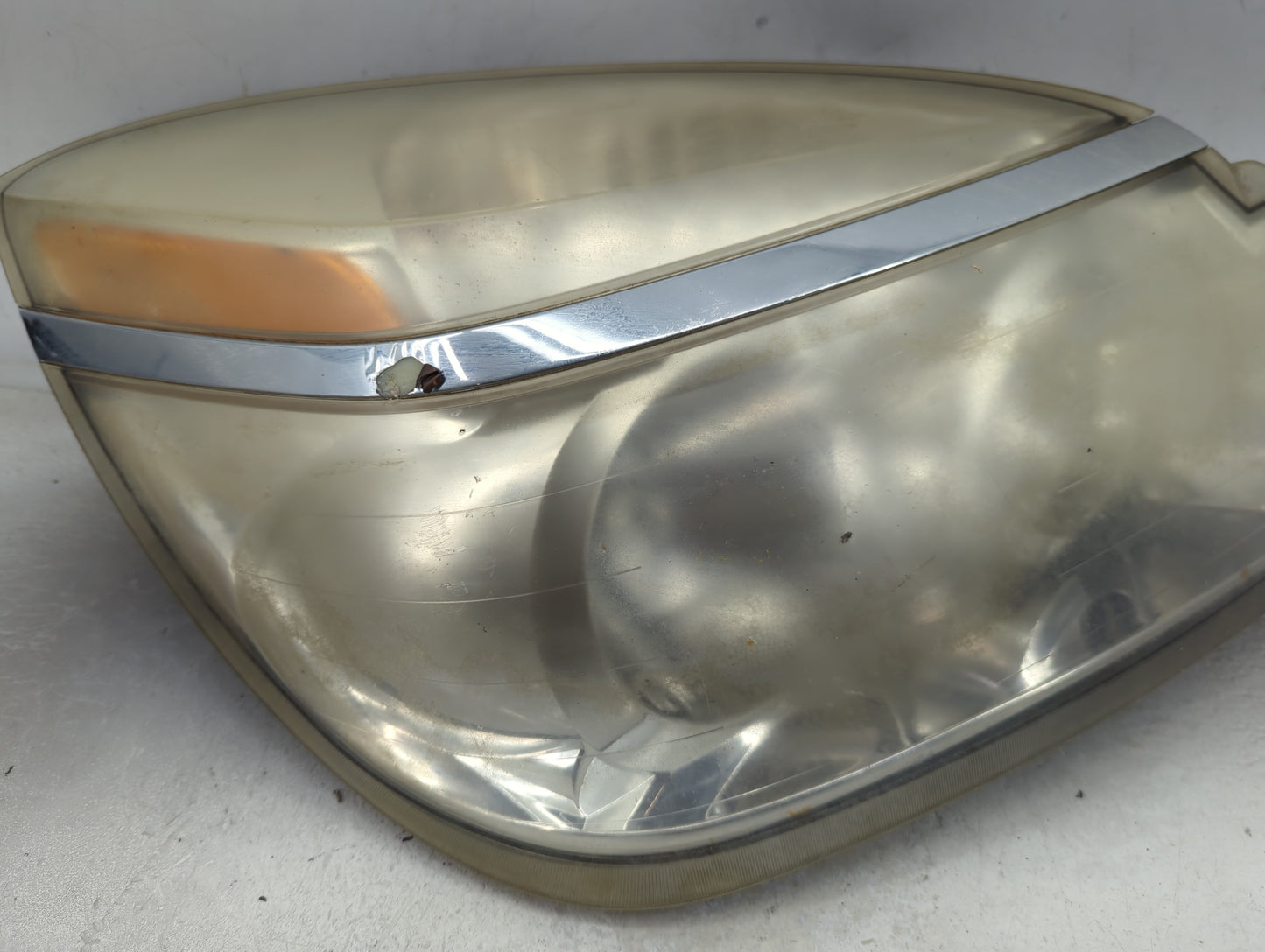 2004-2005 Buick Rendezvous Passenger Right Oem Head Light Headlight Lamp - Oemusedautoparts1.com