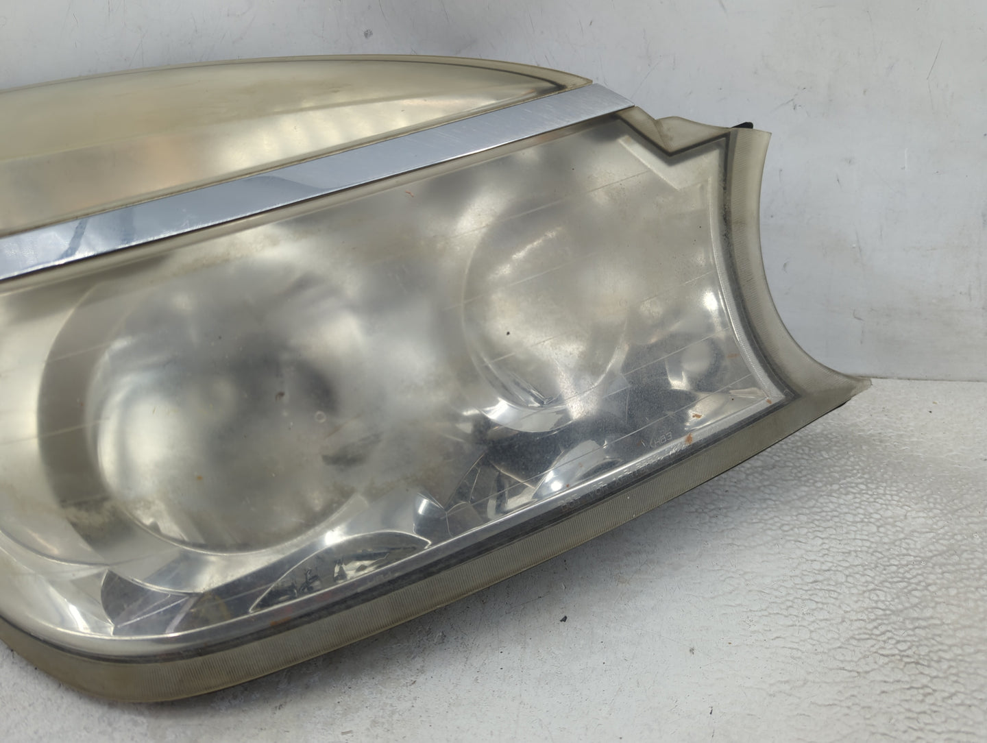 2004-2005 Buick Rendezvous Passenger Right Oem Head Light Headlight Lamp - Oemusedautoparts1.com
