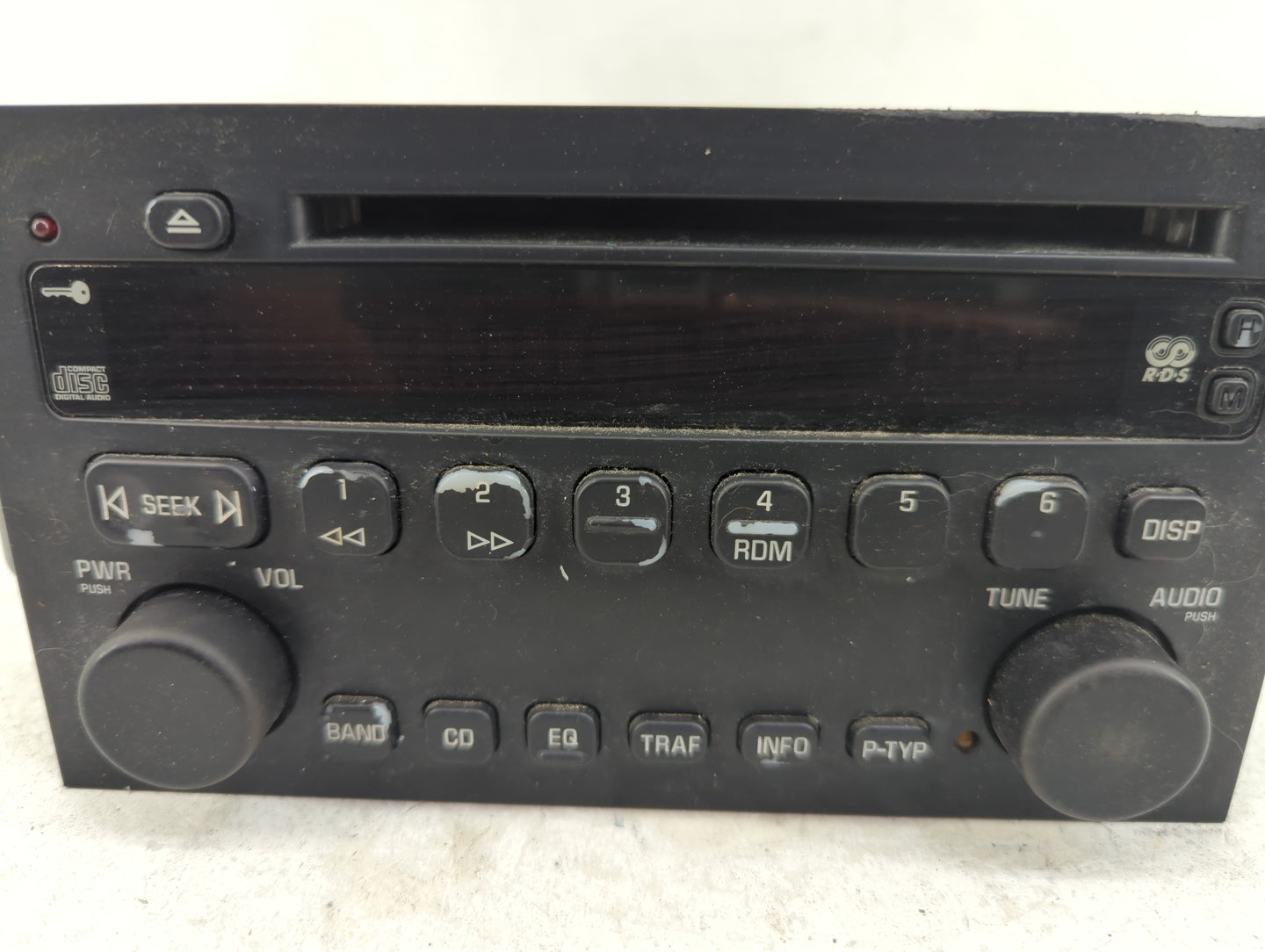 2004-2006 Buick Rendezvous Radio AM FM Cd Player Receiver Replacement Fits Fits 2004 2005 2006 OEM Used Auto Parts - Oemused