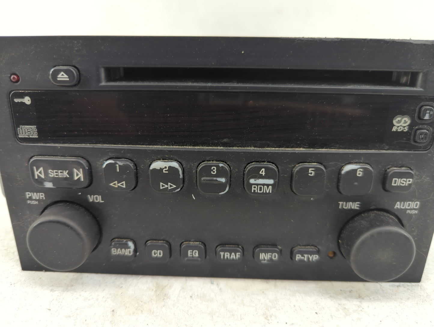 2004-2006 Buick Rendezvous Radio AM FM Cd Player Receiver Replacement Fits Fits 2004 2005 2006 OEM Used Auto Parts - Oemused