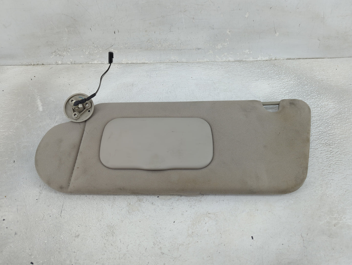 2002-2007 Buick Rendezvous Sun Visor Shade Replacement Driver Left Mirror Fits Fits 2001 2002 2003 2004 2005 2006 2007 OEM U