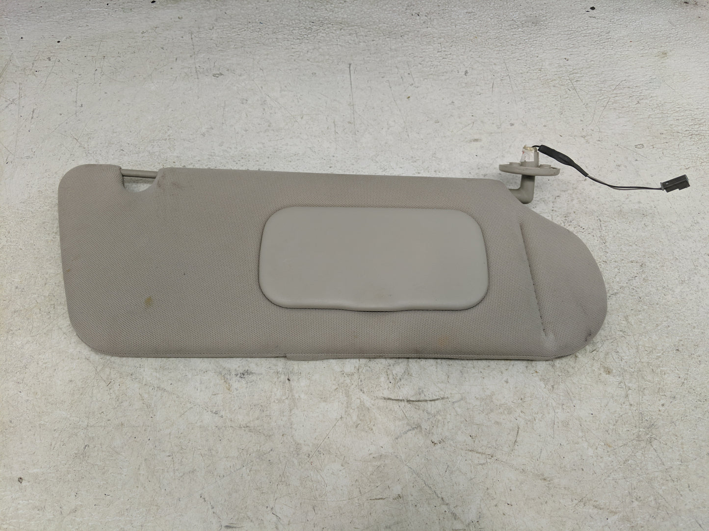 2002-2007 Buick Rendezvous Sun Visor Shade Replacement Passenger Right Mirror Fits Fits 2001 2002 2003 2004 2005 2006 2007 O