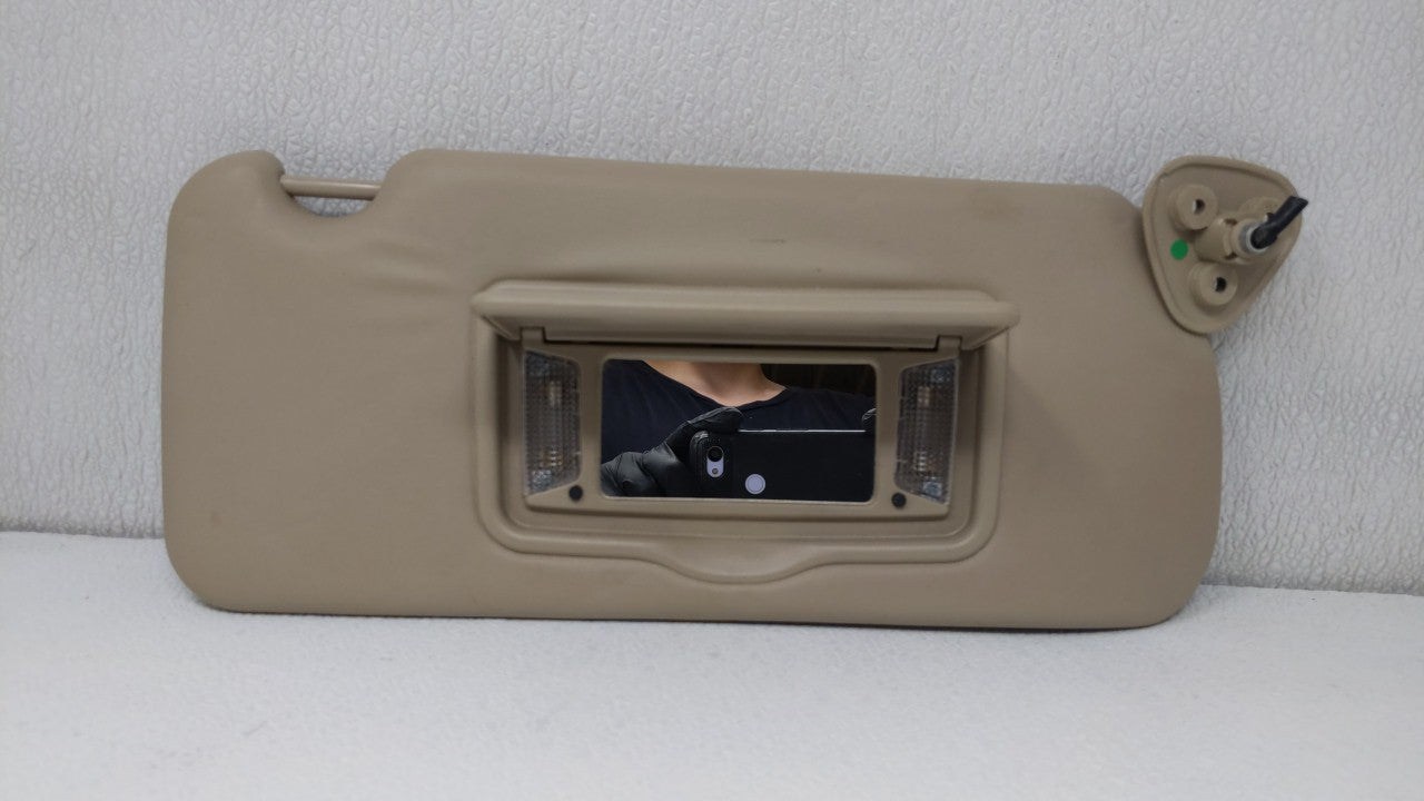 2003-2007 Cadillac Cts Sun Visor Shade Replacement Passenger Right Mirror Fits Fits 2003 2004 2005 2006 2007 OEM Used Auto P