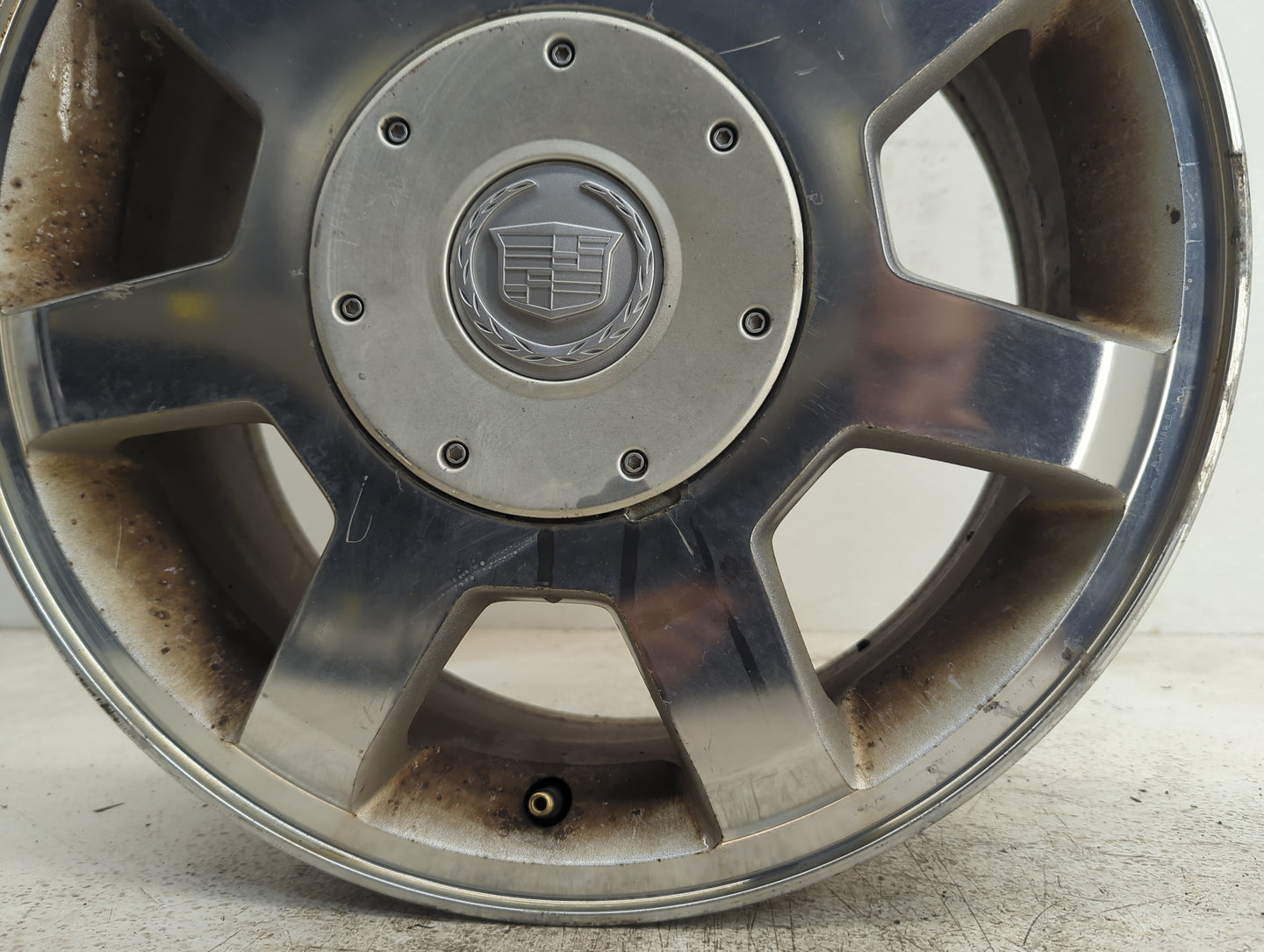 2004-2007 Cadillac Cts Oem Wheel Rim - Oemusedautoparts1.com