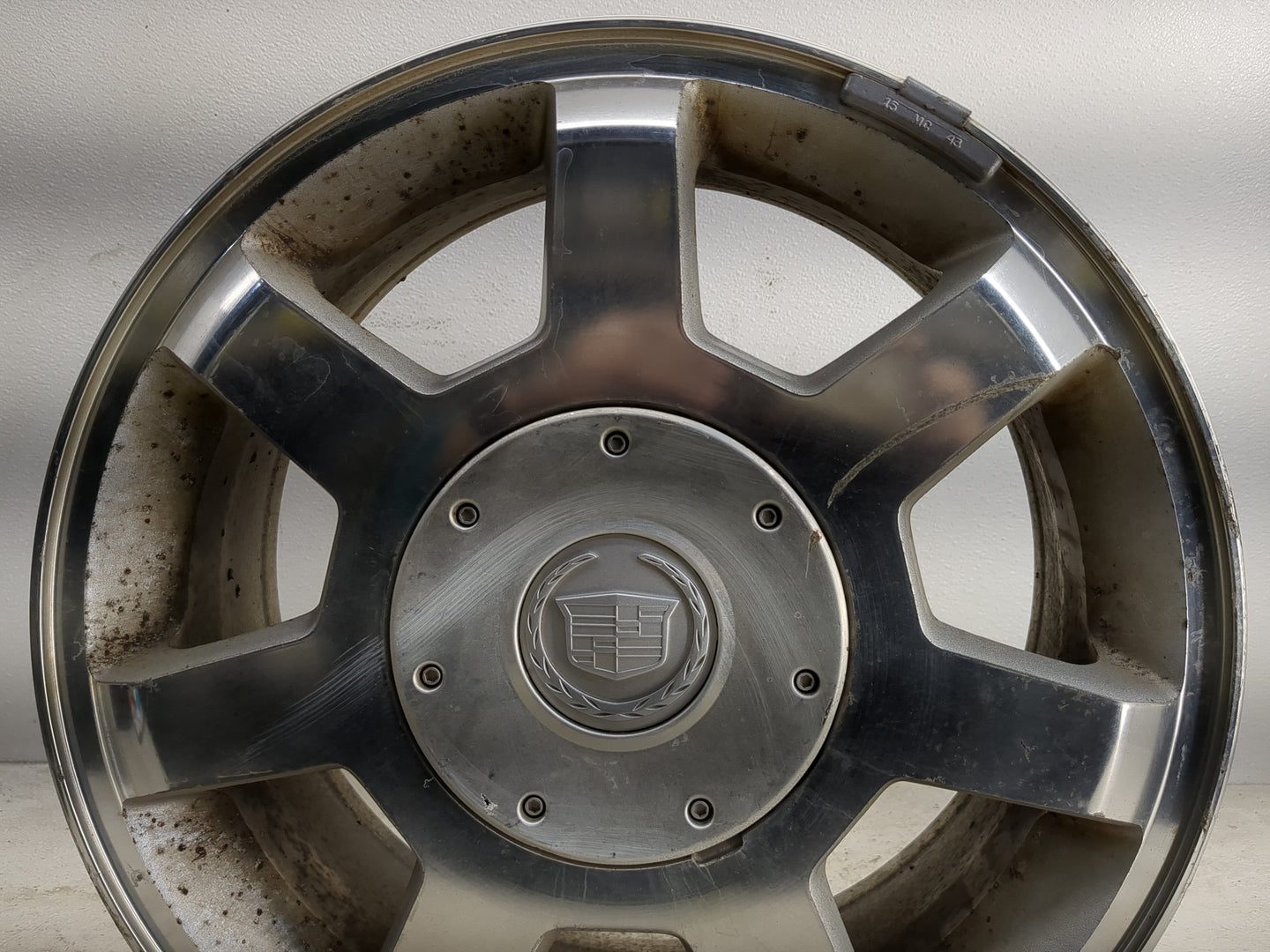 2003-2004 Cadillac Cts Oem Wheel Rim - Oemusedautoparts1.com