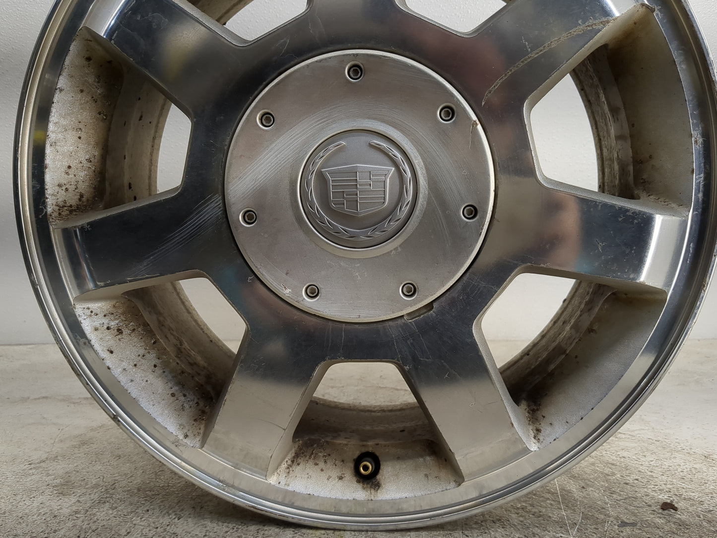 2003-2004 Cadillac Cts Oem Wheel Rim - Oemusedautoparts1.com