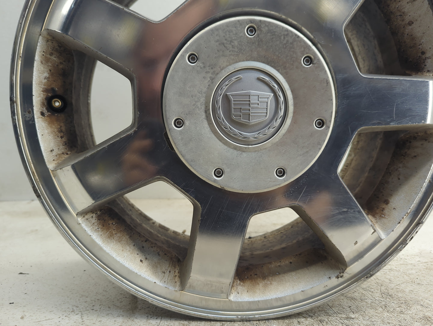 2004-2007 Cadillac Cts Oem Wheel Rim - Oemusedautoparts1.com