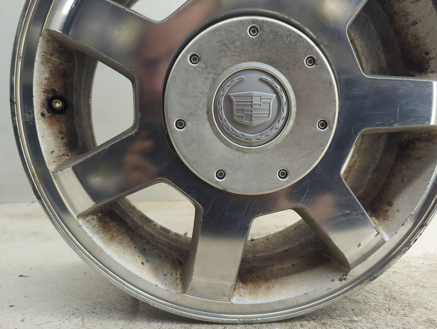 2004-2007 Cadillac Cts Oem Wheel Rim - Oemusedautoparts1.com