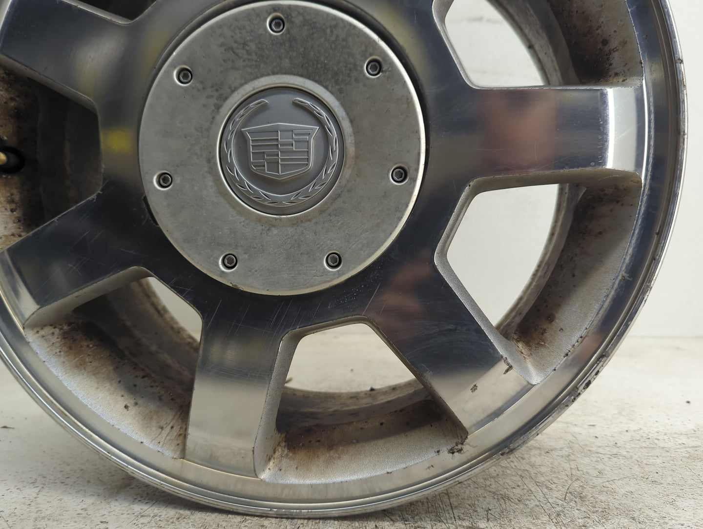 2004-2007 Cadillac Cts Oem Wheel Rim - Oemusedautoparts1.com