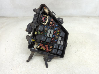 compare product 2004-2007 Cadillac Cts Fusebox Fuse Box Panel Relay Module Fits Fits 2004 2005 2006 2007 OEM Used Auto Parts