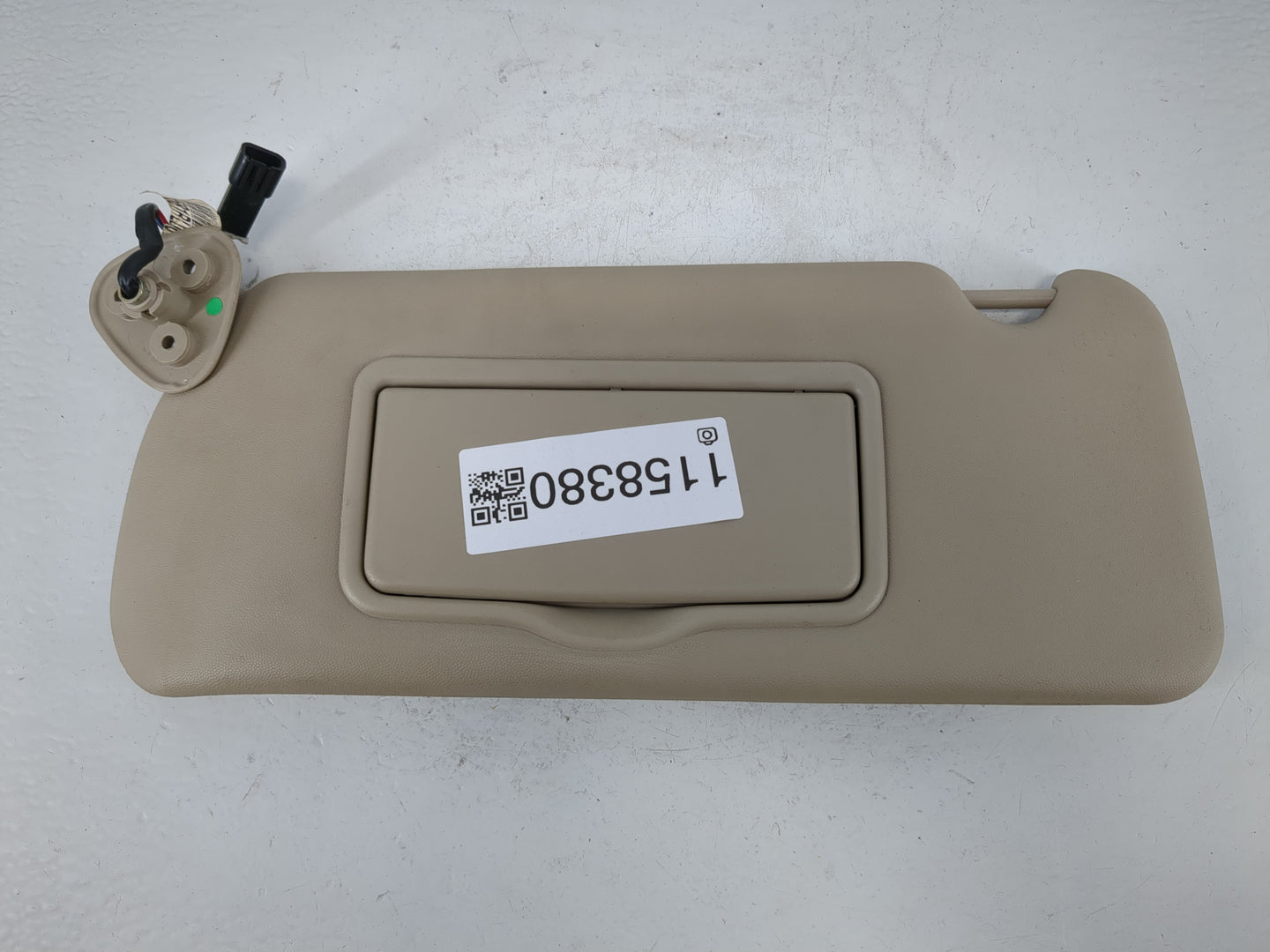 2003-2007 Cadillac Cts Sun Visor Shade Replacement Driver Left Mirror Fits Fits 2003 2004 2005 2006 2007 OEM Used Auto Parts