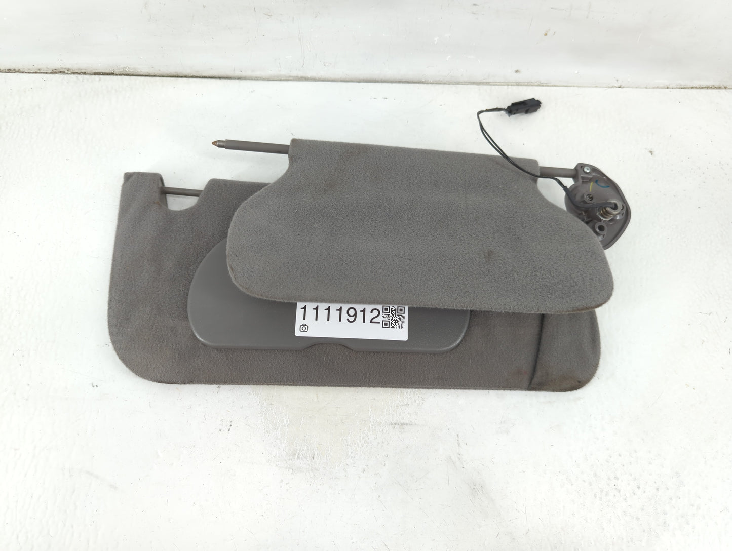 2000-2005 Cadillac Deville Sun Visor Shade Replacement Passenger Right Mirror Fits Fits 2000 2001 2002 2003 2004 2005 OEM Us