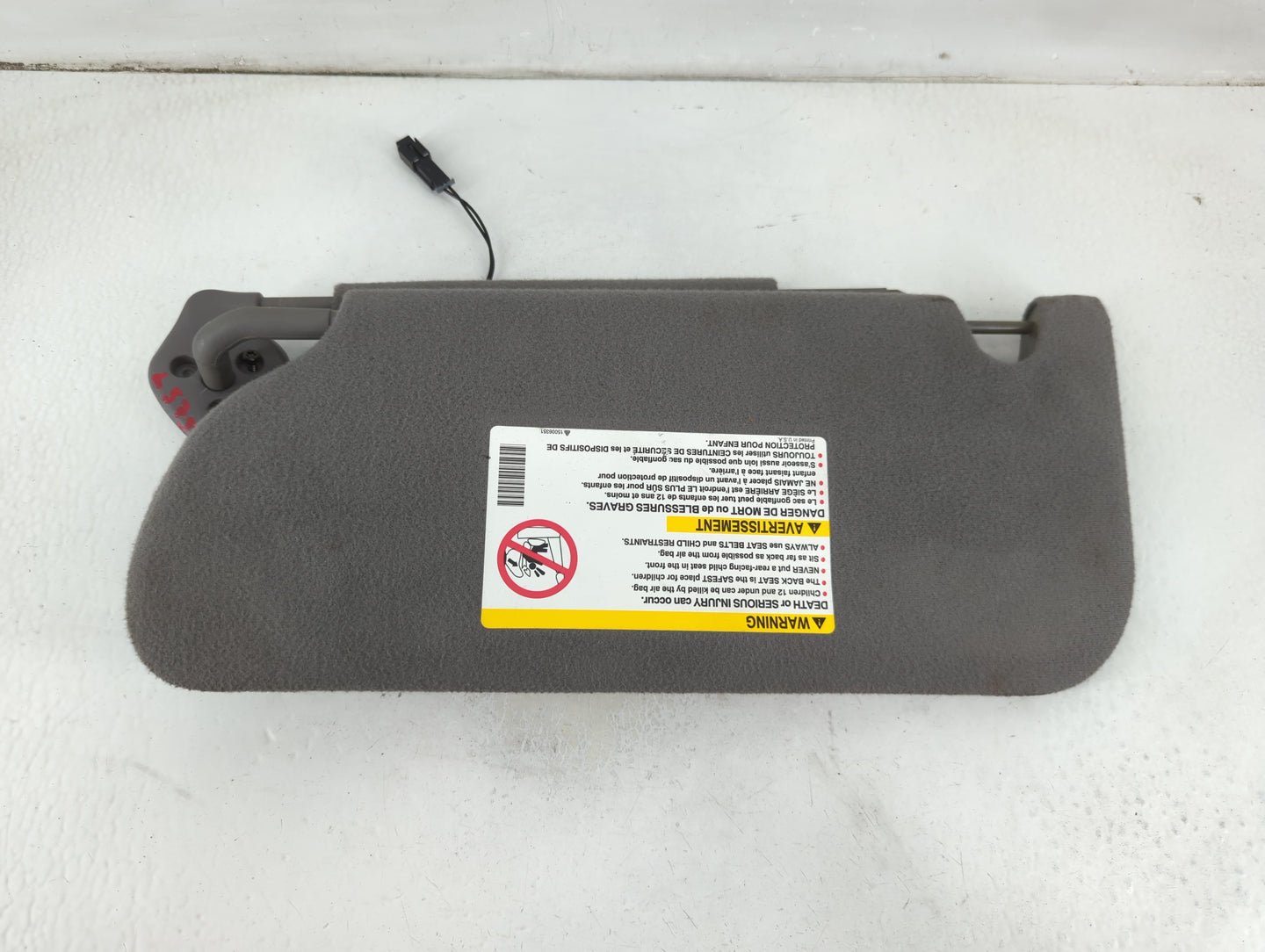 2000-2005 Cadillac Deville Sun Visor Shade Replacement Passenger Right Mirror Fits Fits 2000 2001 2002 2003 2004 2005 OEM Us