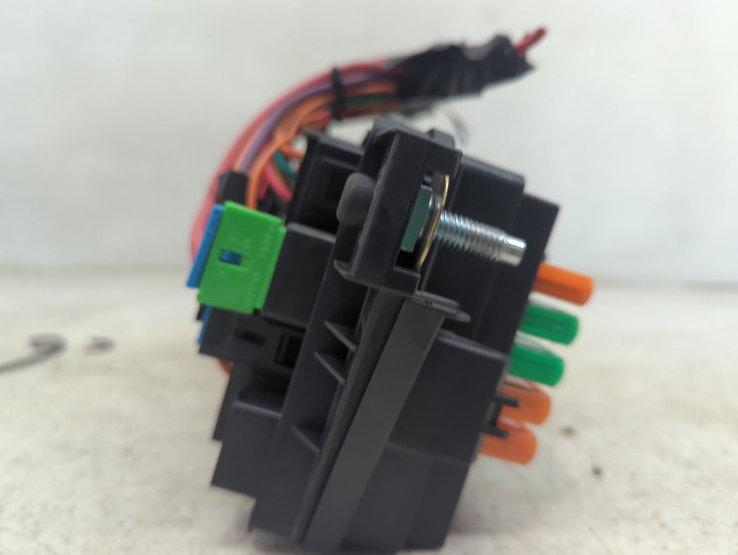 2004 Cadillac Deville Fusebox Fuse Box Panel Relay Module P/N:12-2903-02:42 15448284 Fits OEM Used Auto Parts - Oemusedautop