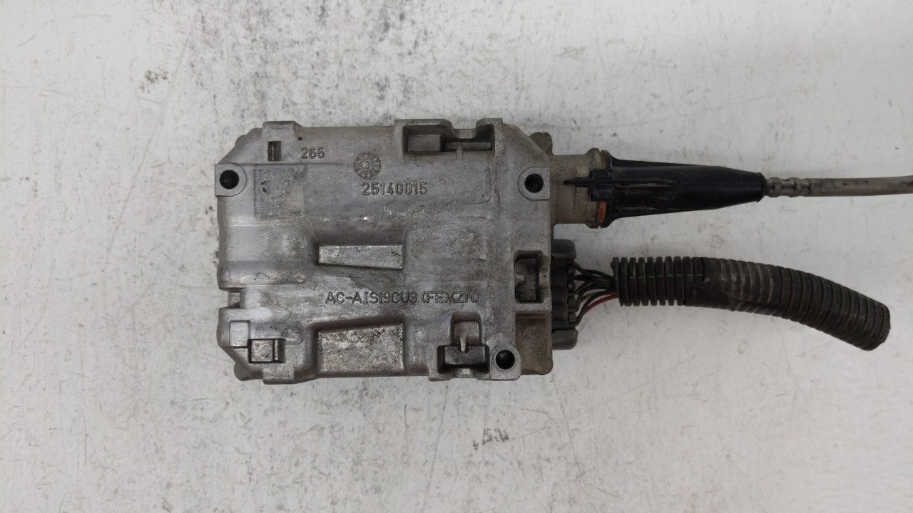 2004 Cadillac Deville Chassis Control Module Ccm Bcm Body Control - Oemusedautoparts1.com