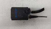 2004 Cadillac Deville Chassis Control Module Ccm Bcm Body Control - Oemusedautoparts1.com