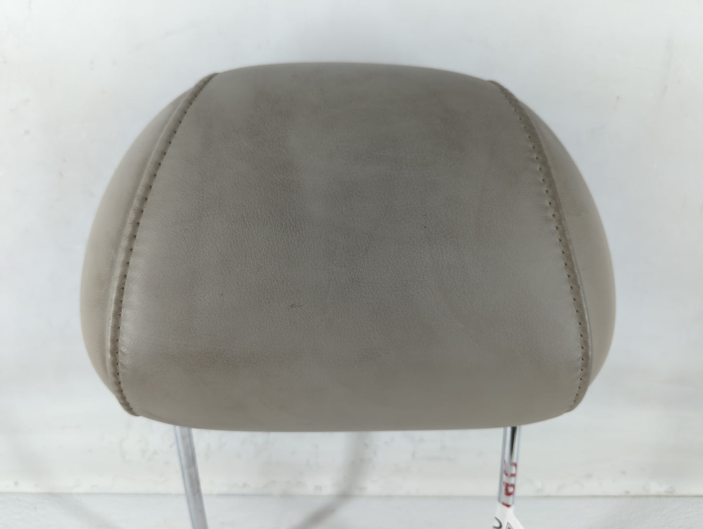 2004-2005 Cadillac Deville Headrest Head Rest Front Driver Passenger Seat Fits Fits 2004 2005 OEM Used Auto Parts - Oemuseda