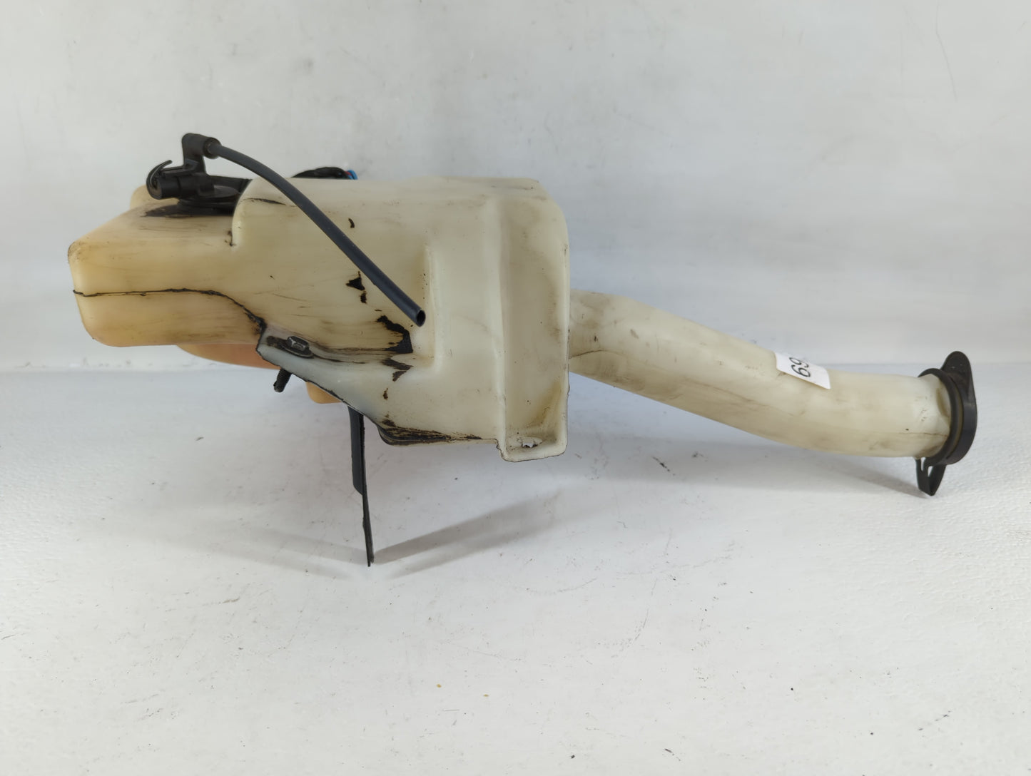 2000 Cadillac Deville Radiator Coolant Overflow Expansion Tank Bottle - Oemusedautoparts1.com