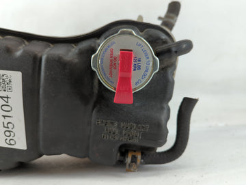 2000 Cadillac Deville Radiator Coolant Overflow Expansion Tank Bottle