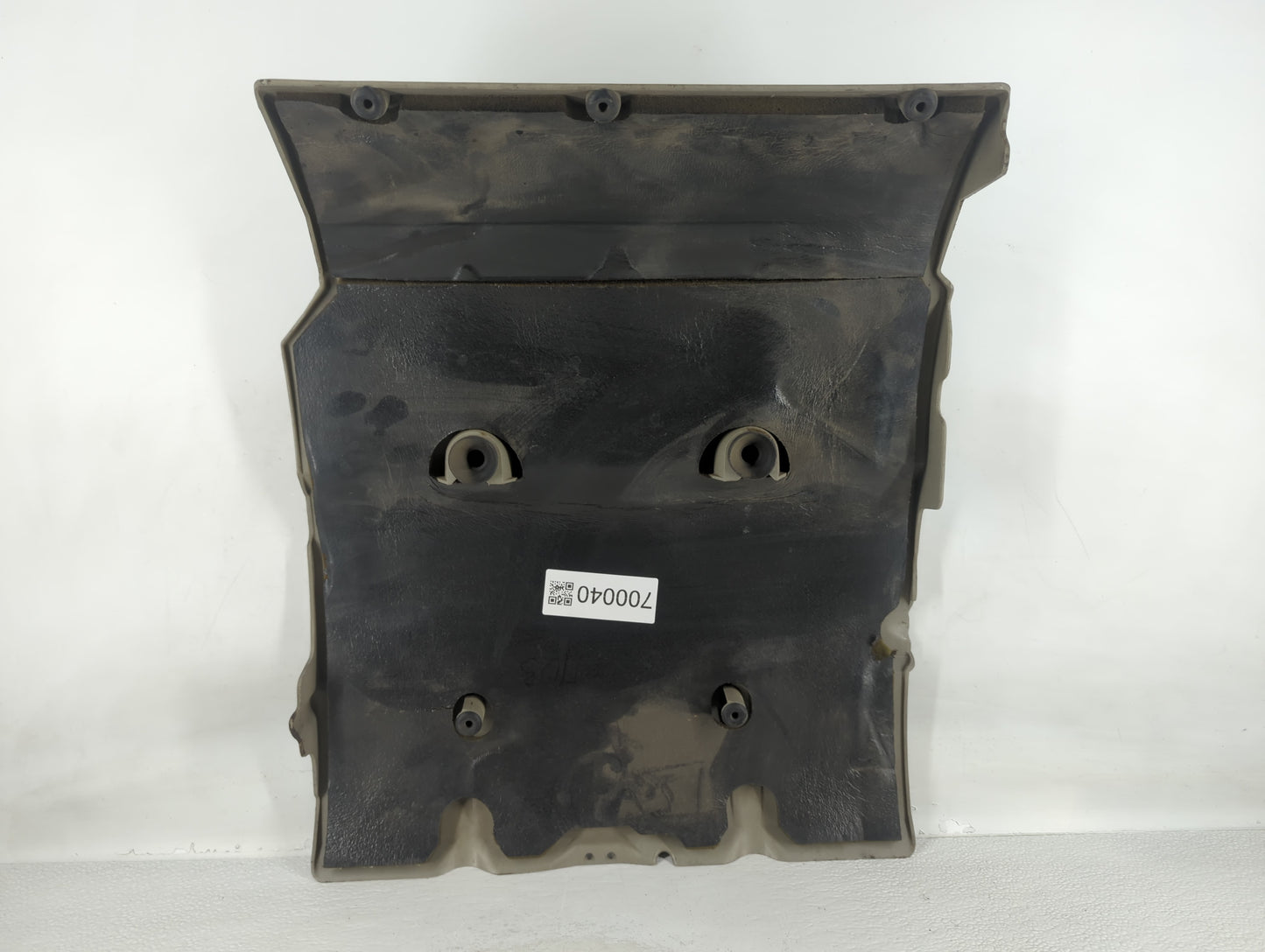 2004 Cadillac Deville Engine Cover - Oemusedautoparts1.com