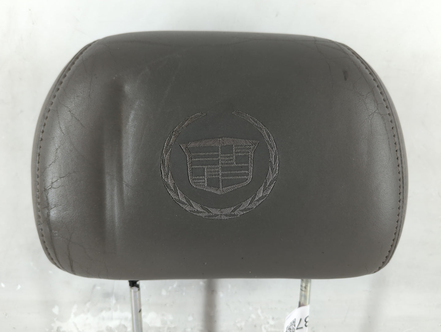 2003-2006 Cadillac Escalade Headrest Head Rest Rear Seat Fits Fits 2003 2004 2005 2006 OEM Used Auto Parts - Oemusedautopart