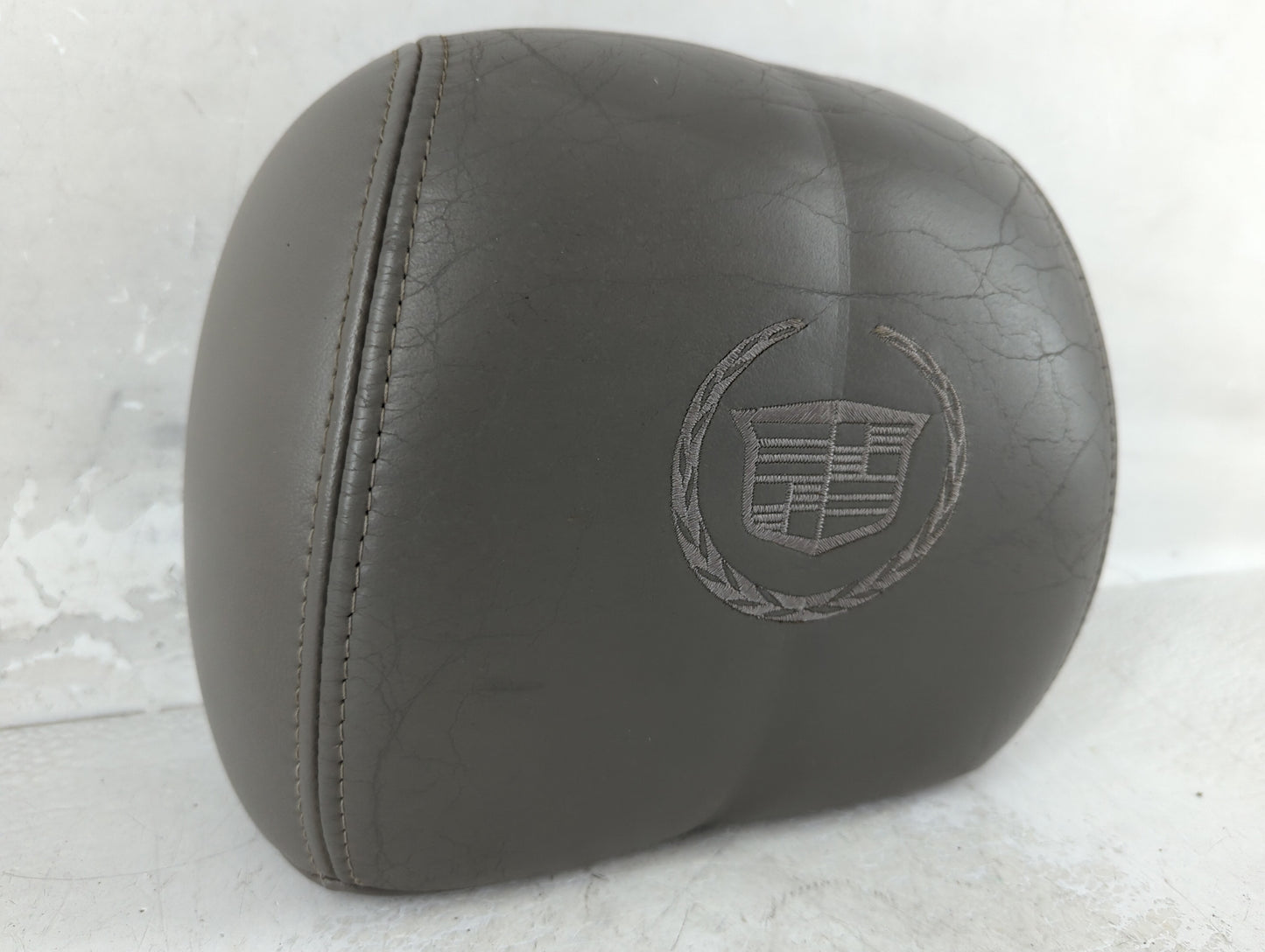 2003-2006 Cadillac Escalade Headrest Head Rest Front Driver Passenger Seat Fits Fits 2003 2004 2005 2006 OEM Used Auto Parts