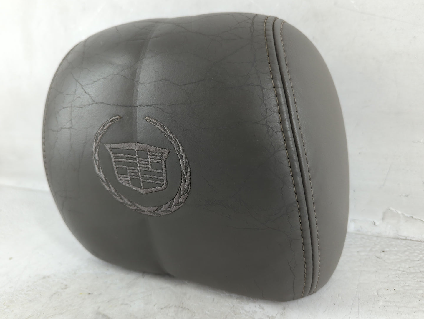2003-2006 Cadillac Escalade Headrest Head Rest Front Driver Passenger Seat Fits Fits 2003 2004 2005 2006 OEM Used Auto Parts
