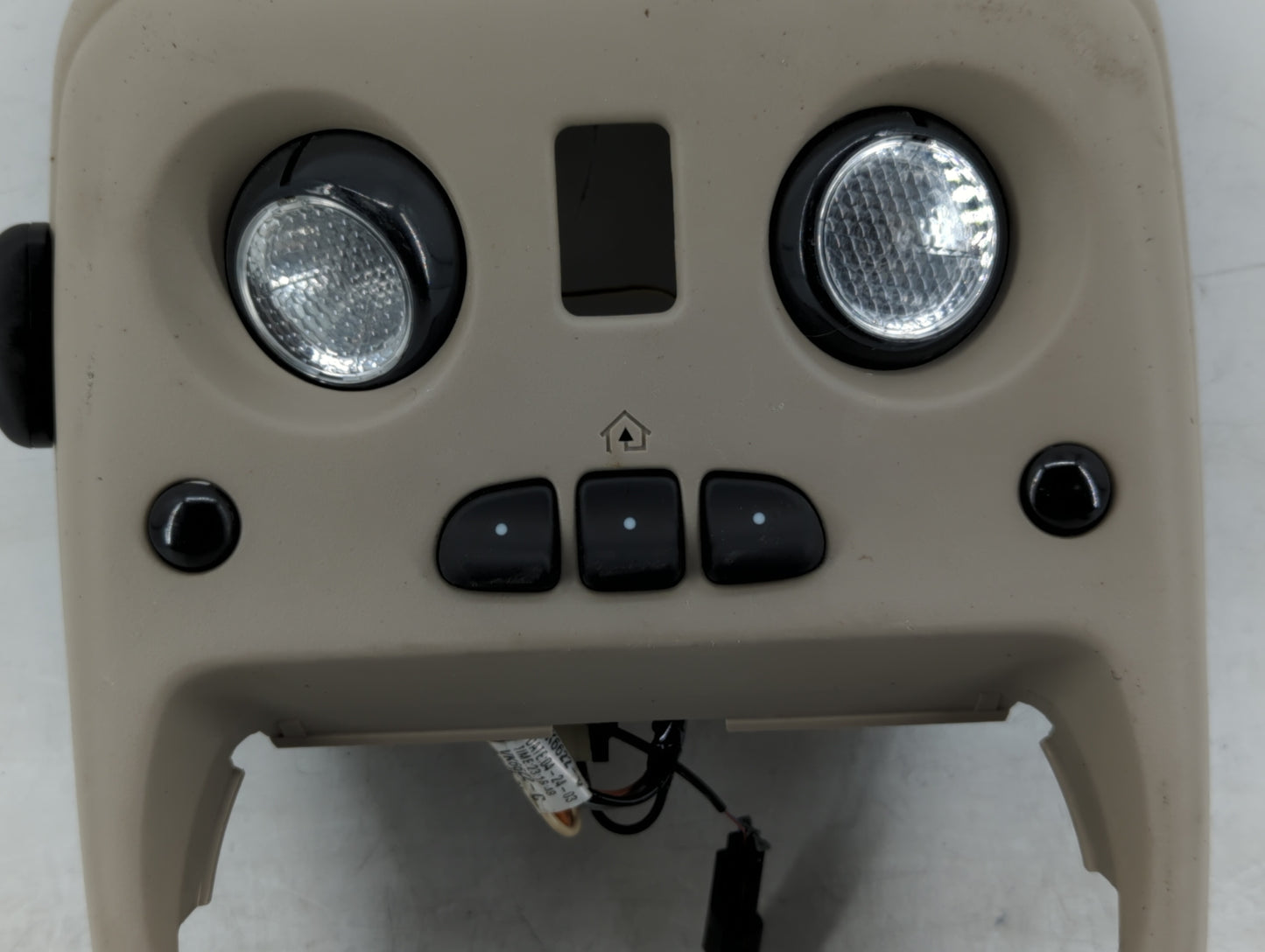 2003-2006 Cadillac Escalade Overhead Console W/rear Climate Control - Oemusedautoparts1.com