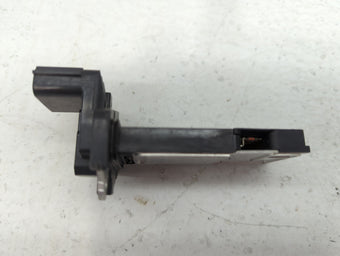 compare product 2002-2006 Cadillac Escalade Mass Air Flow Meter Maf