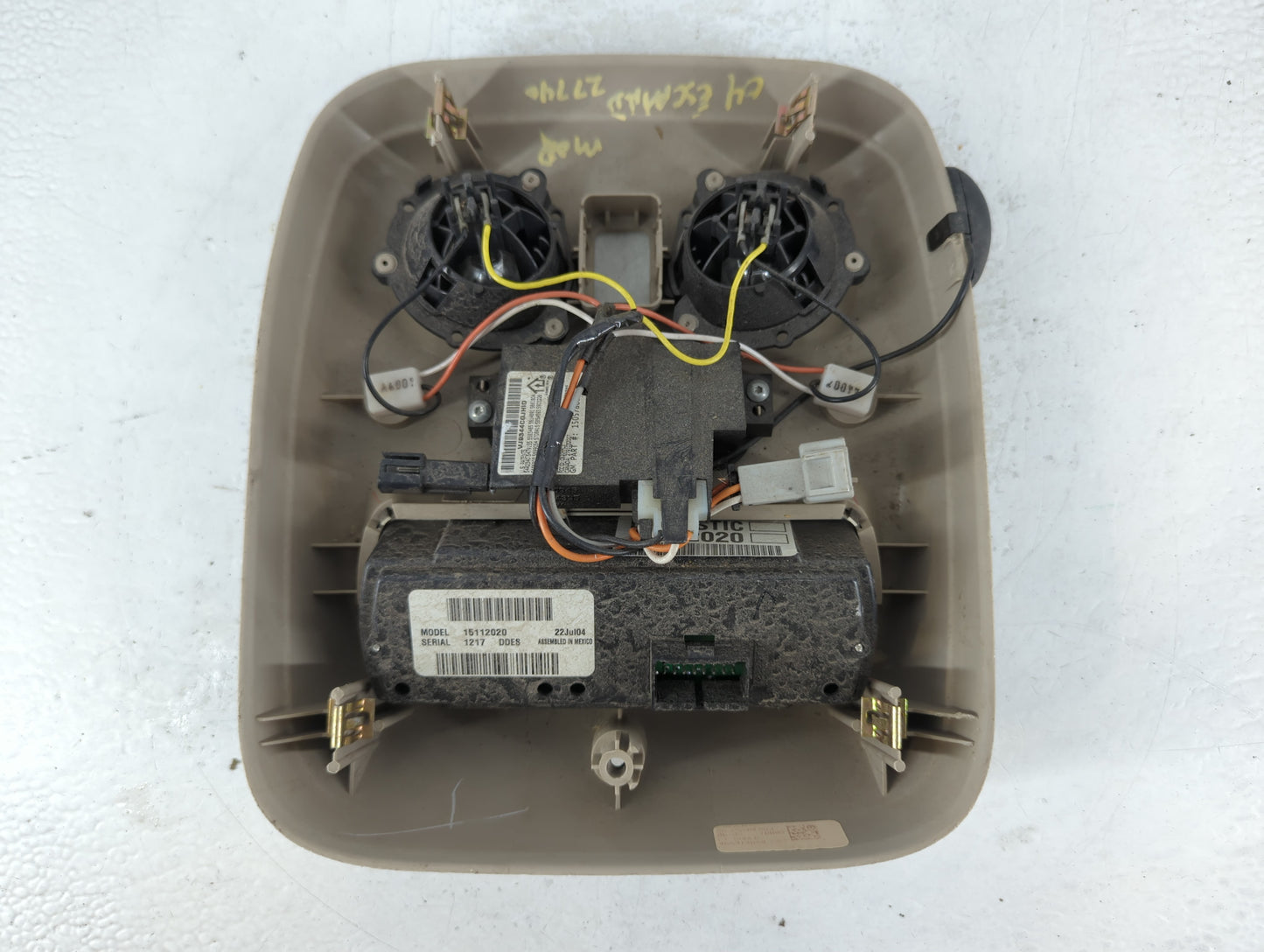 2003-2006 Cadillac Escalade Overhead Roof Console Interior Dome Light - Oemusedautoparts1.com