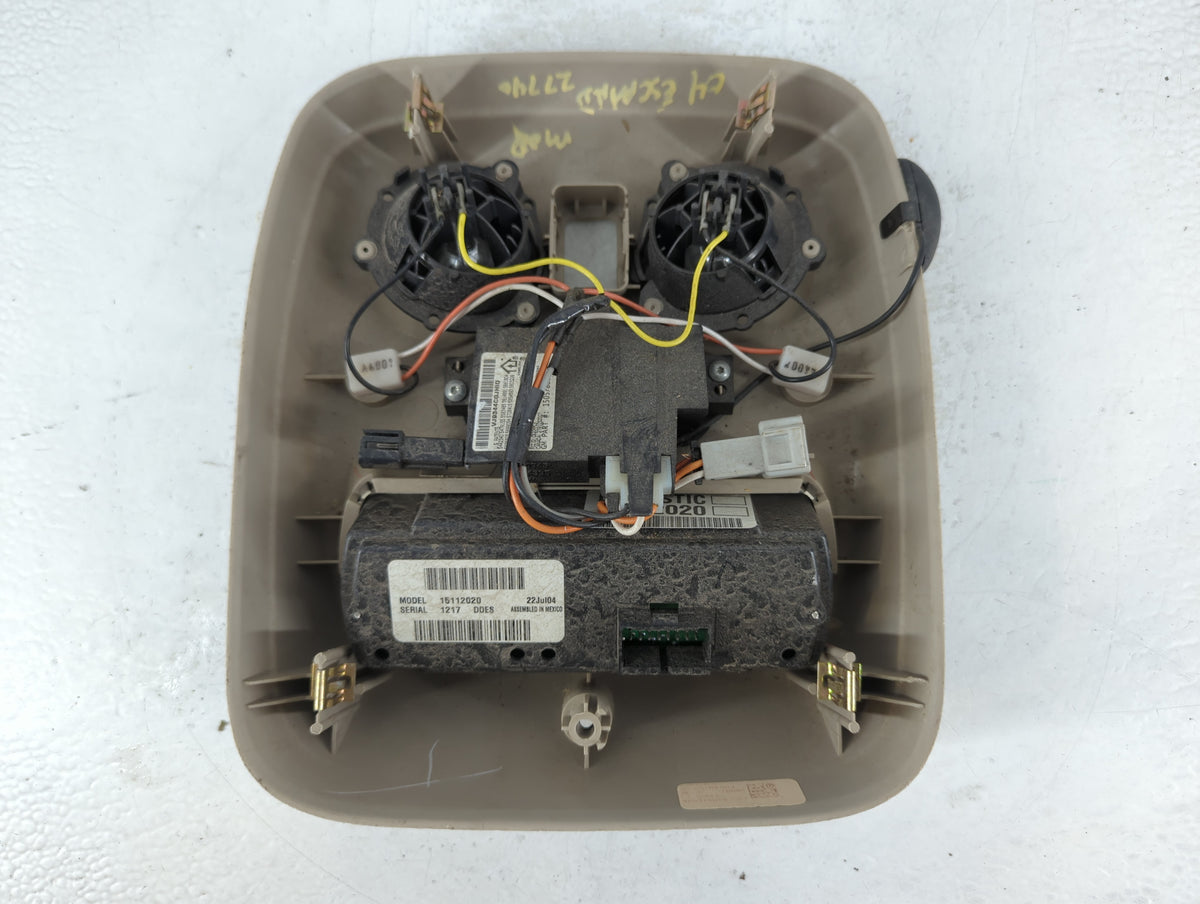 2003-2006 Cadillac Escalade Overhead Roof Console Interior Dome Light - Oemusedautoparts1.com