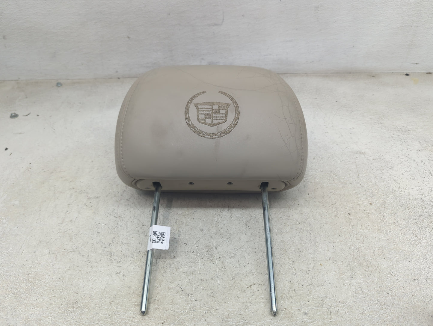 2004 Cadillac Escalade Esv Headrest Head Rest Front Driver Passenger Seat Fits OEM Used Auto Parts - Oemusedautoparts1.com