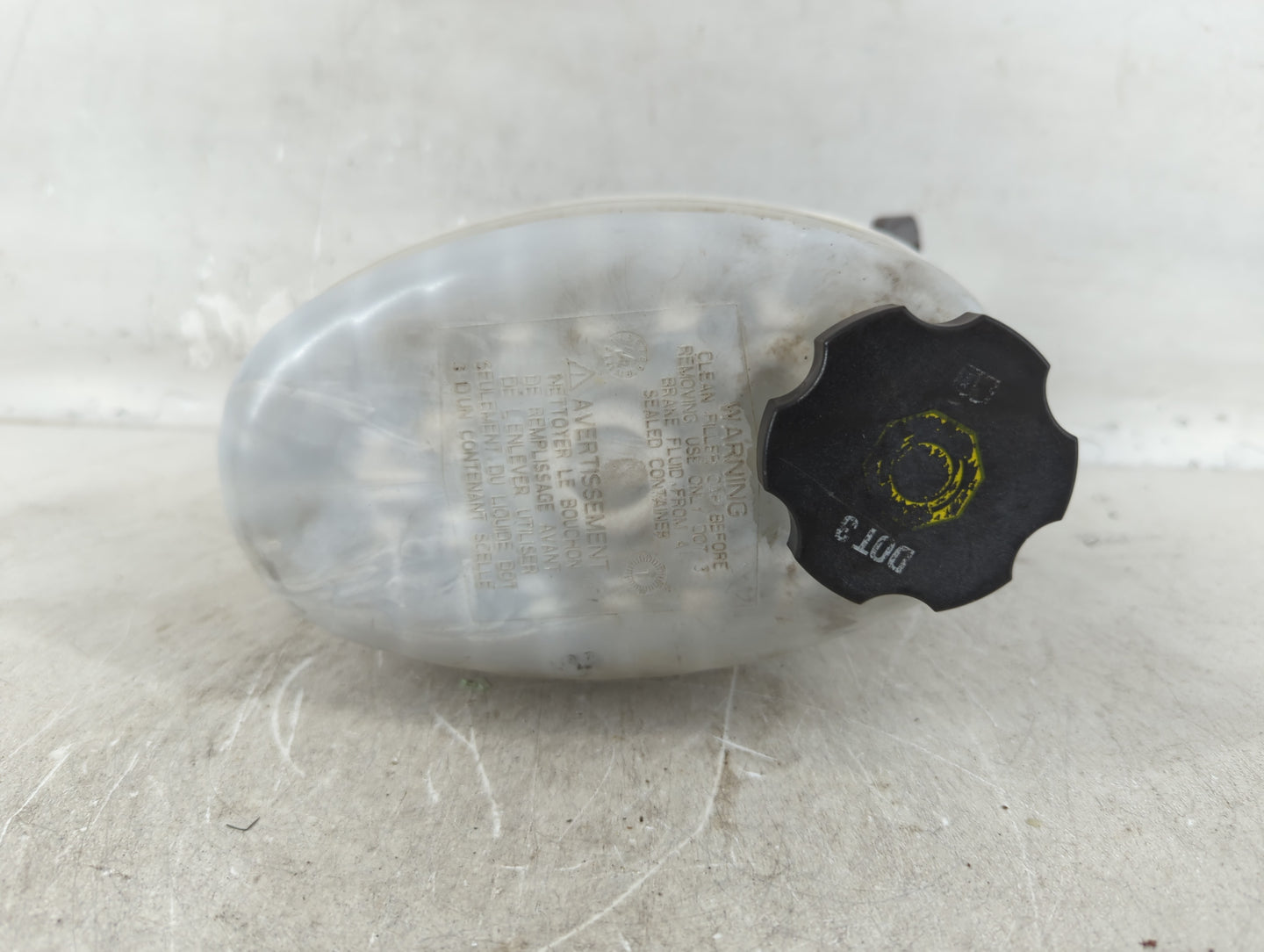 2003-2006 Cadillac Escalade Esv Brake Master Cylinder - Oemusedautoparts1.com