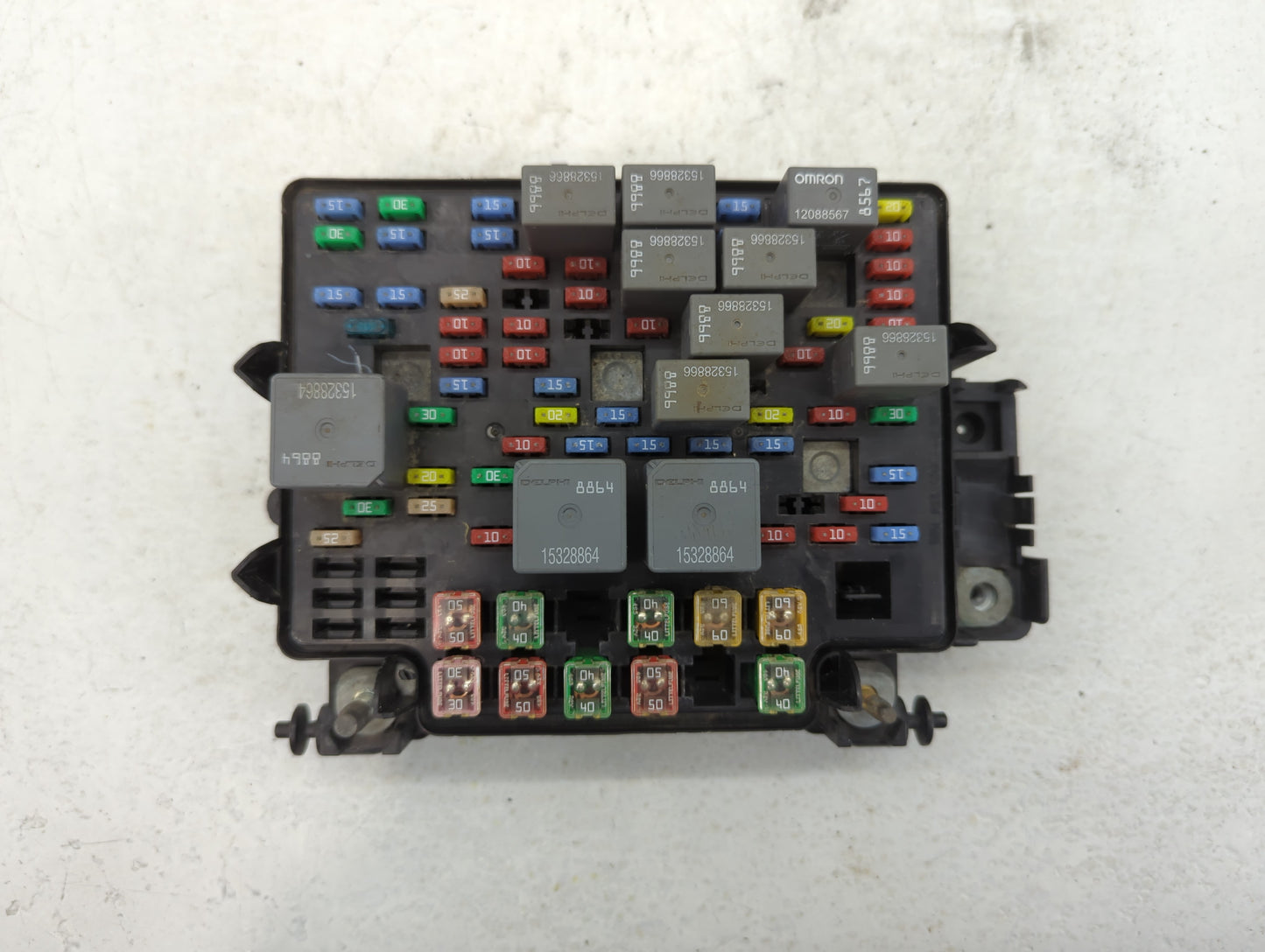 2003-2006 Cadillac Escalade Esv Fusebox Fuse Box Panel Relay Module P/N:15201930-02 Fits Fits 2003 2004 2005 2006 OEM Used A