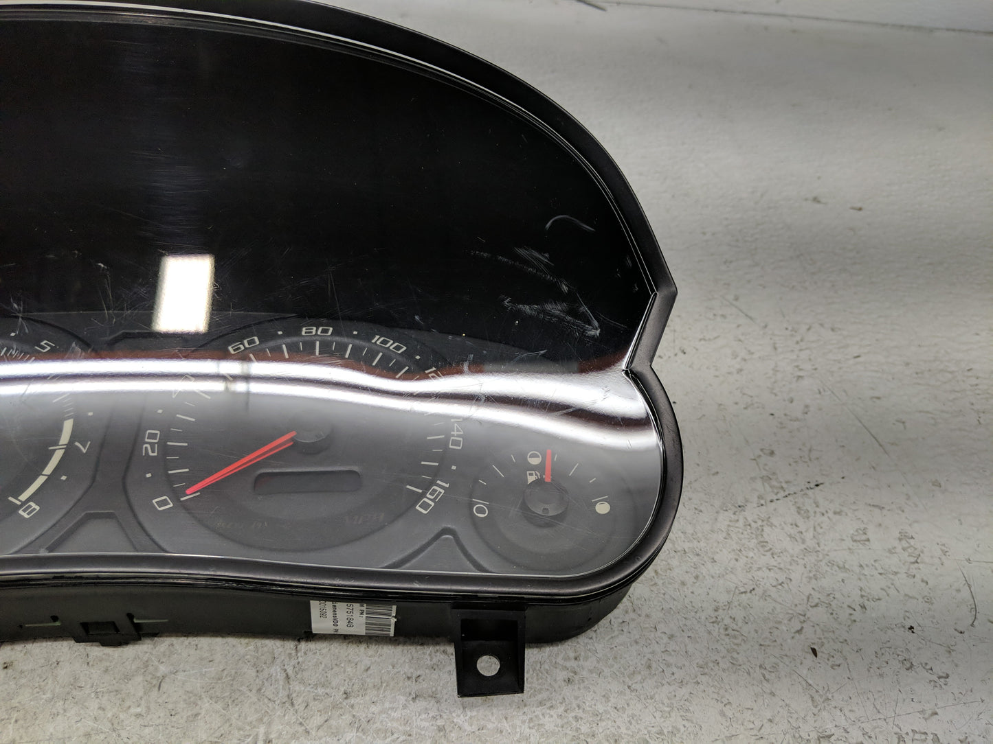 2004 Cadillac Srx Instrument Cluster Speedometer Gauges P/N:25751848 Fits OEM Used Auto Parts - Oemusedautoparts1.com