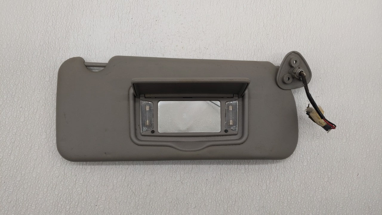 2004-2009 Cadillac Srx Sun Visor Shade Replacement Passenger Right Mirror Fits Fits 2004 2005 2006 2007 2008 2009 OEM Used A