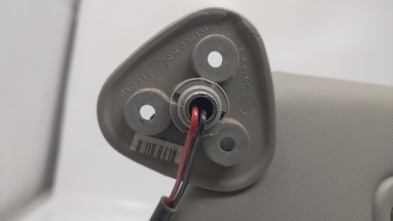 2004 Cadillac Srx Sun Visor Shade Replacement Driver Left Mirror Fits OEM Used Auto Parts - Oemusedautoparts1.com