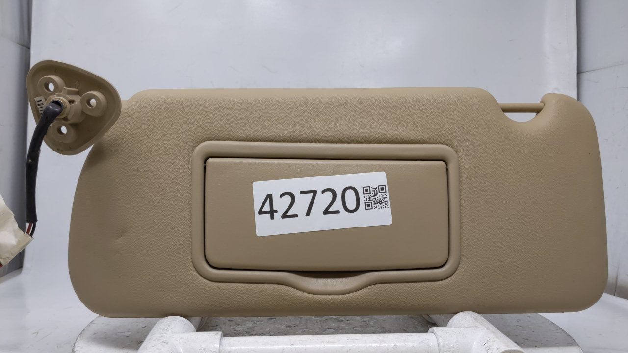 2004 Cadillac Srx Sun Visor Shade Replacement Driver Left Mirror Fits OEM Used Auto Parts - Oemusedautoparts1.com