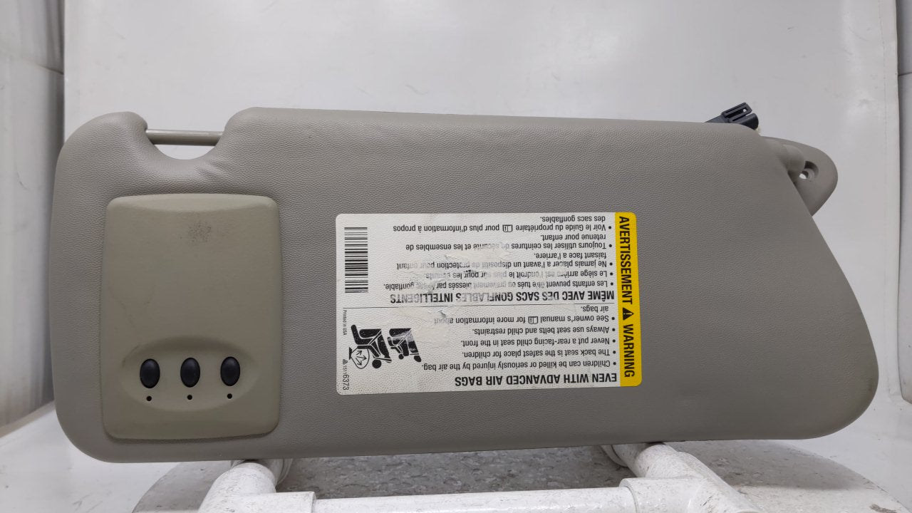 2004 Cadillac Srx Sun Visor Shade Replacement Driver Left Mirror Fits OEM Used Auto Parts - Oemusedautoparts1.com