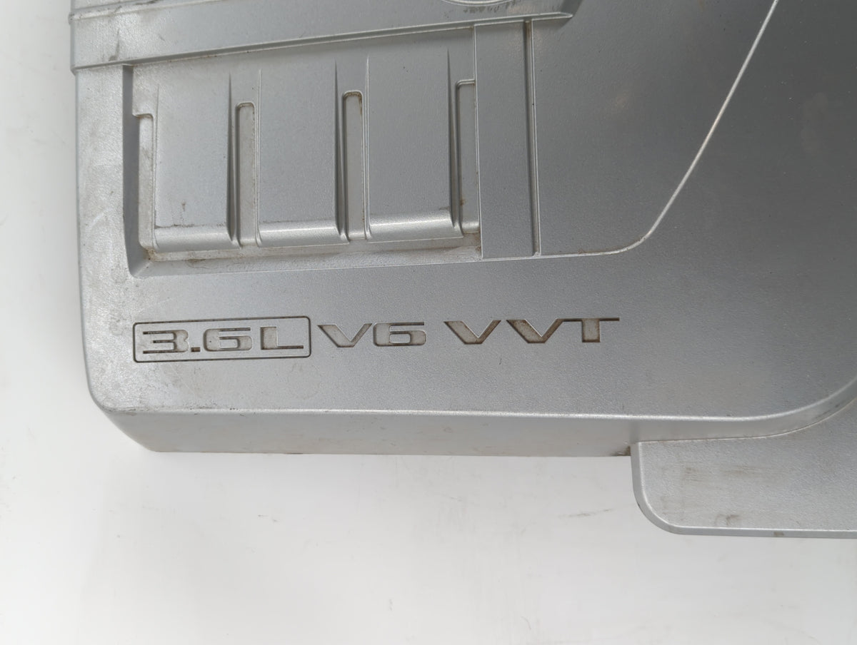 2004 Cadillac Srx Engine Cover - Oemusedautoparts1.com