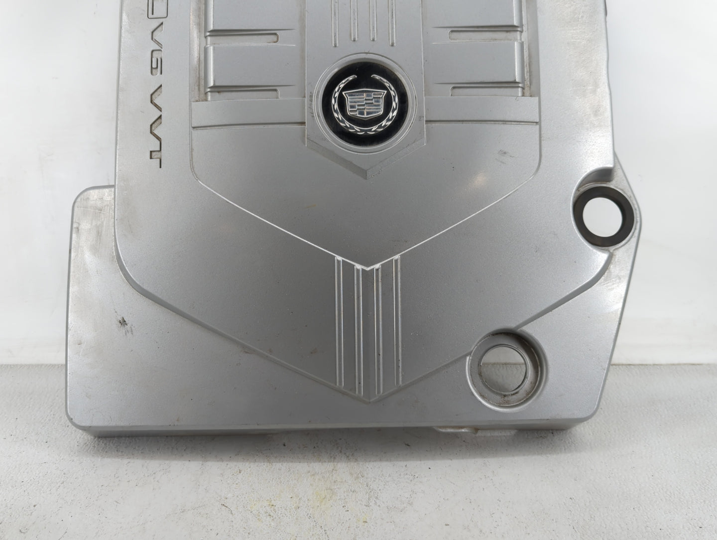 2004 Cadillac Srx Engine Cover - Oemusedautoparts1.com