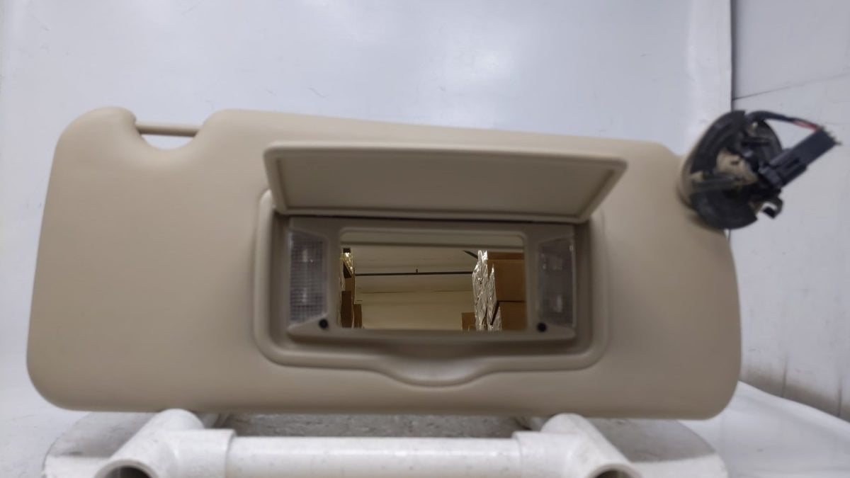 2004-2009 Cadillac Srx Sun Visor Shade Replacement Passenger Right Mirror Fits Fits 2003 2004 2005 2006 2007 2008 2009 OEM U