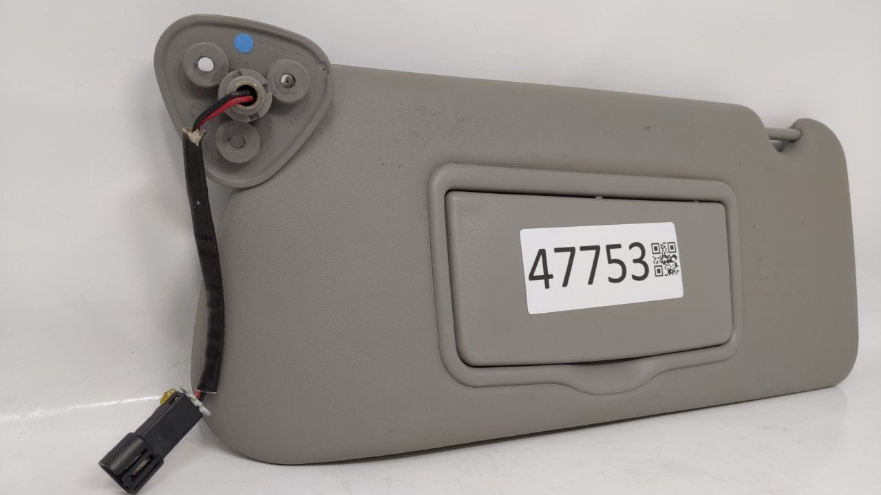 2004 Cadillac Srx Driver Left Sun Visor Sunvisor Gray - Oemusedautoparts1.com