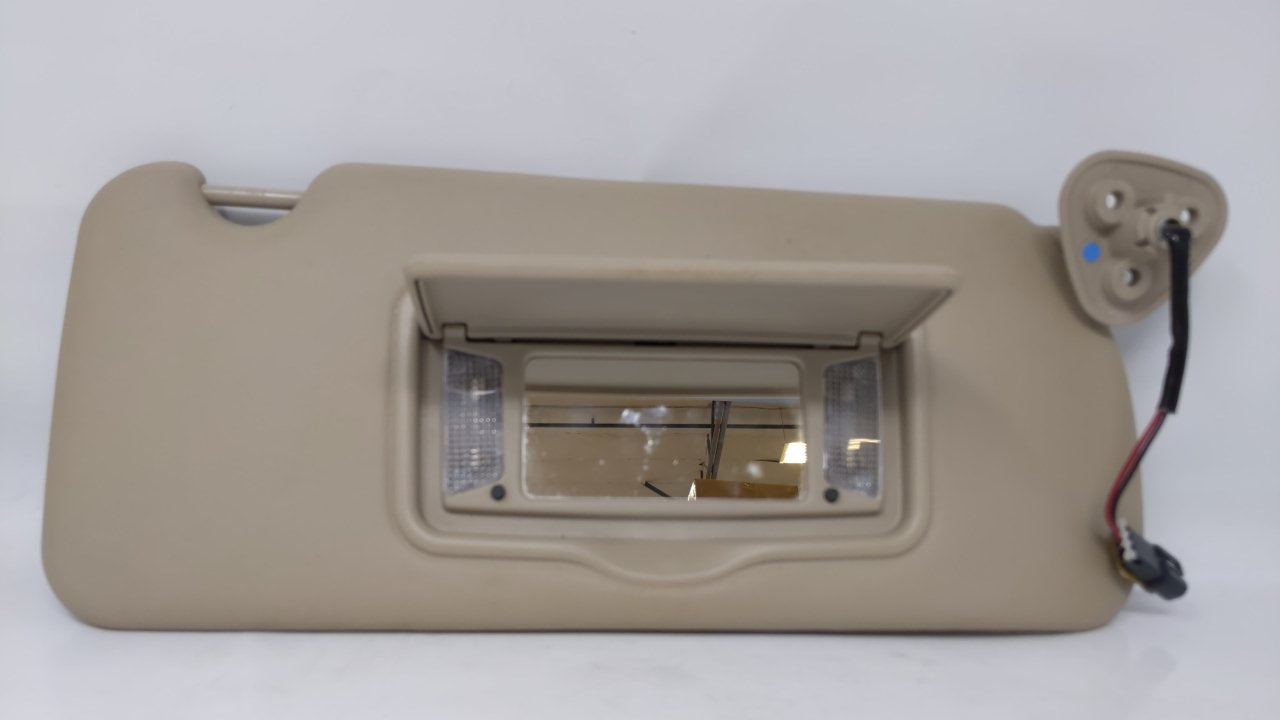 2004 Cadillac Srx Passenger Right Sun Visor Sunvisor Tan - Oemusedautoparts1.com