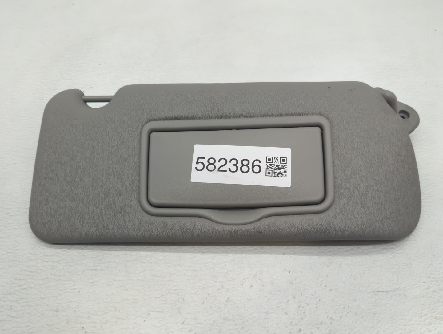 2004-2009 Cadillac Srx Sun Visor Shade Replacement Driver Left Mirror Fits Fits 2004 2005 2006 2007 2008 2009 OEM Used Auto 