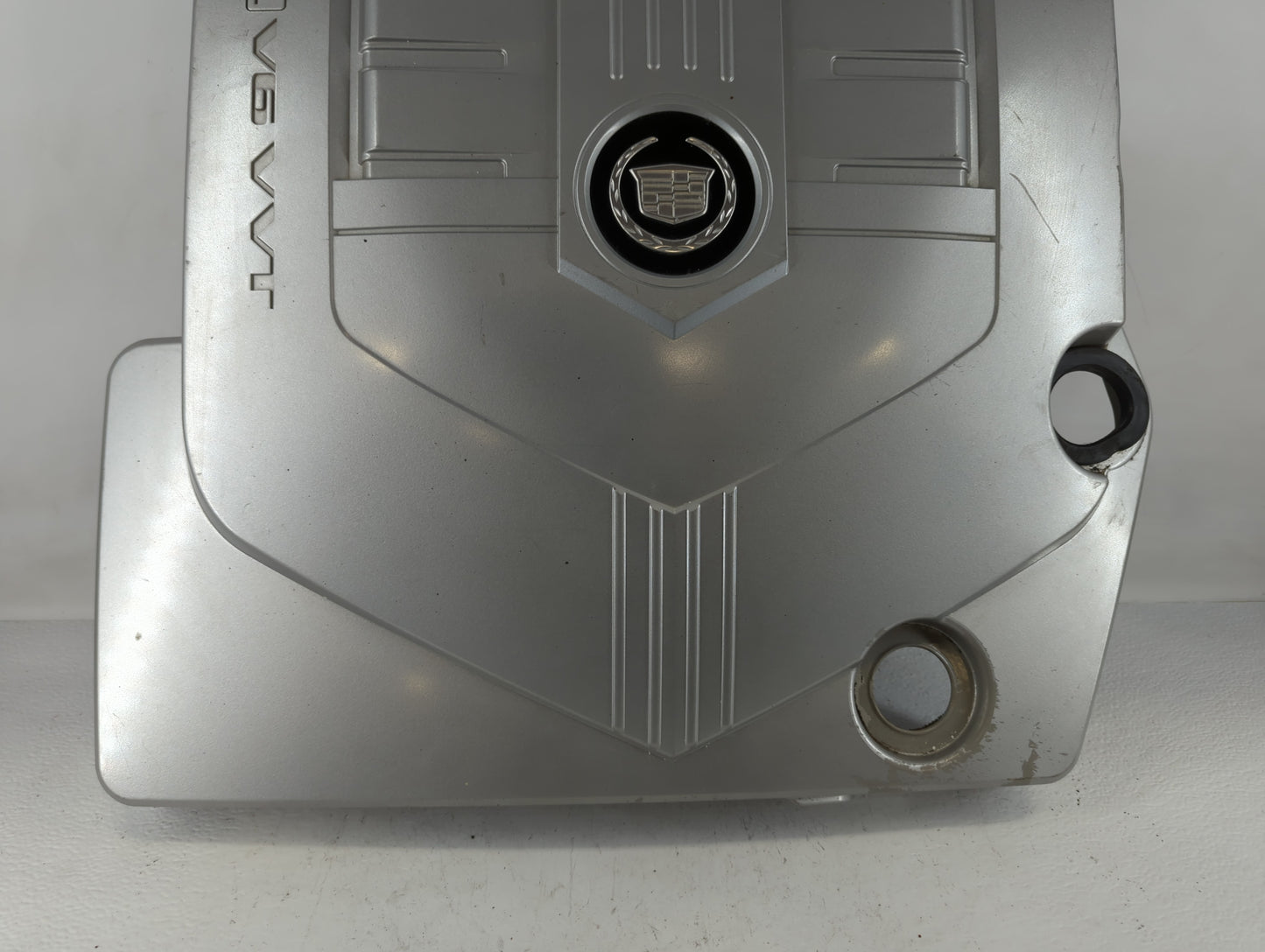 2004 Cadillac Srx Engine Cover - Oemusedautoparts1.com